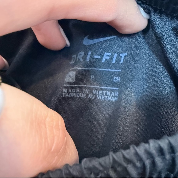 Nike Dri-FIT Tempo Running Shorts Black Pink Mesh Trim Small - Picture 2 of 8